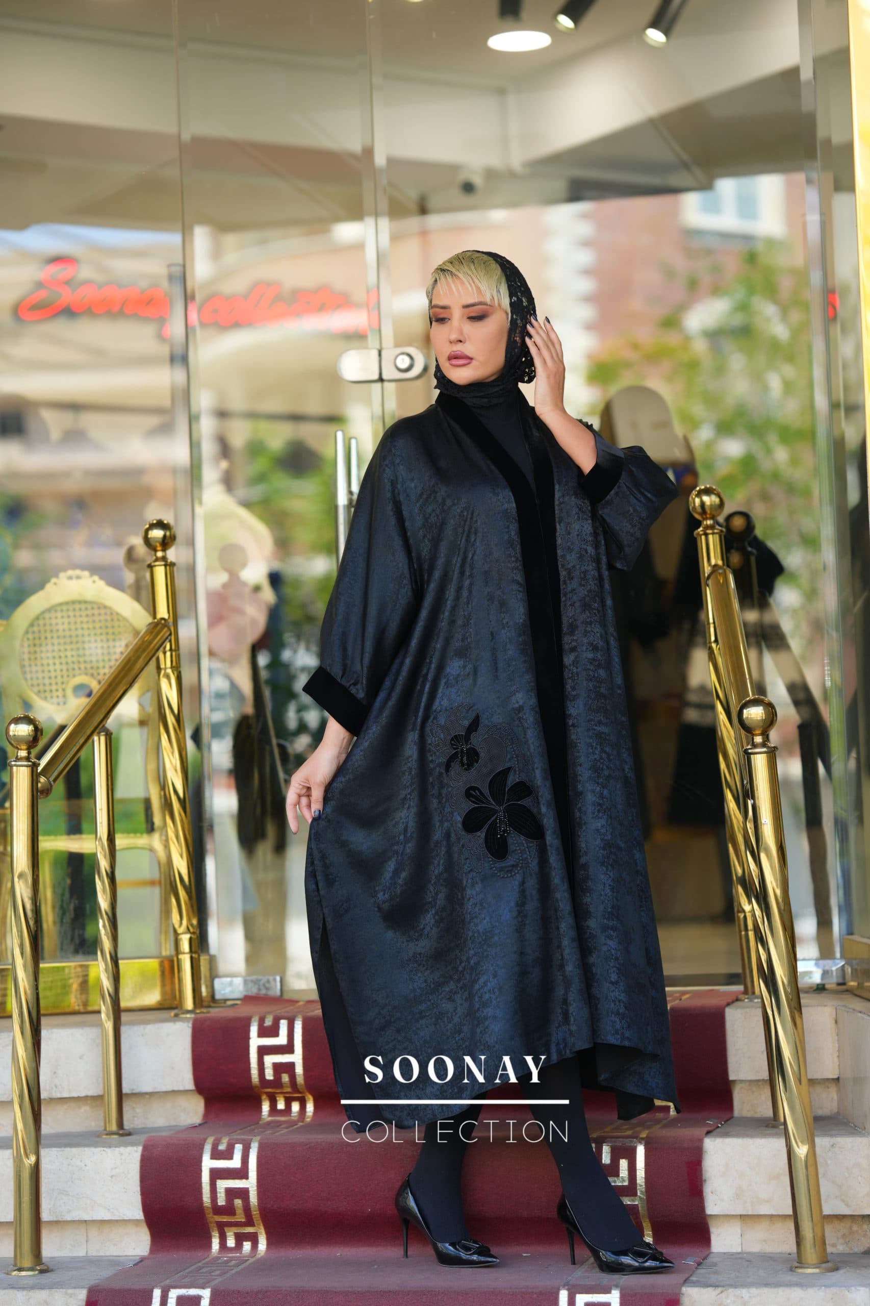 مانتو عبایی مجلسی مشکی طرح AURA NEGRA
