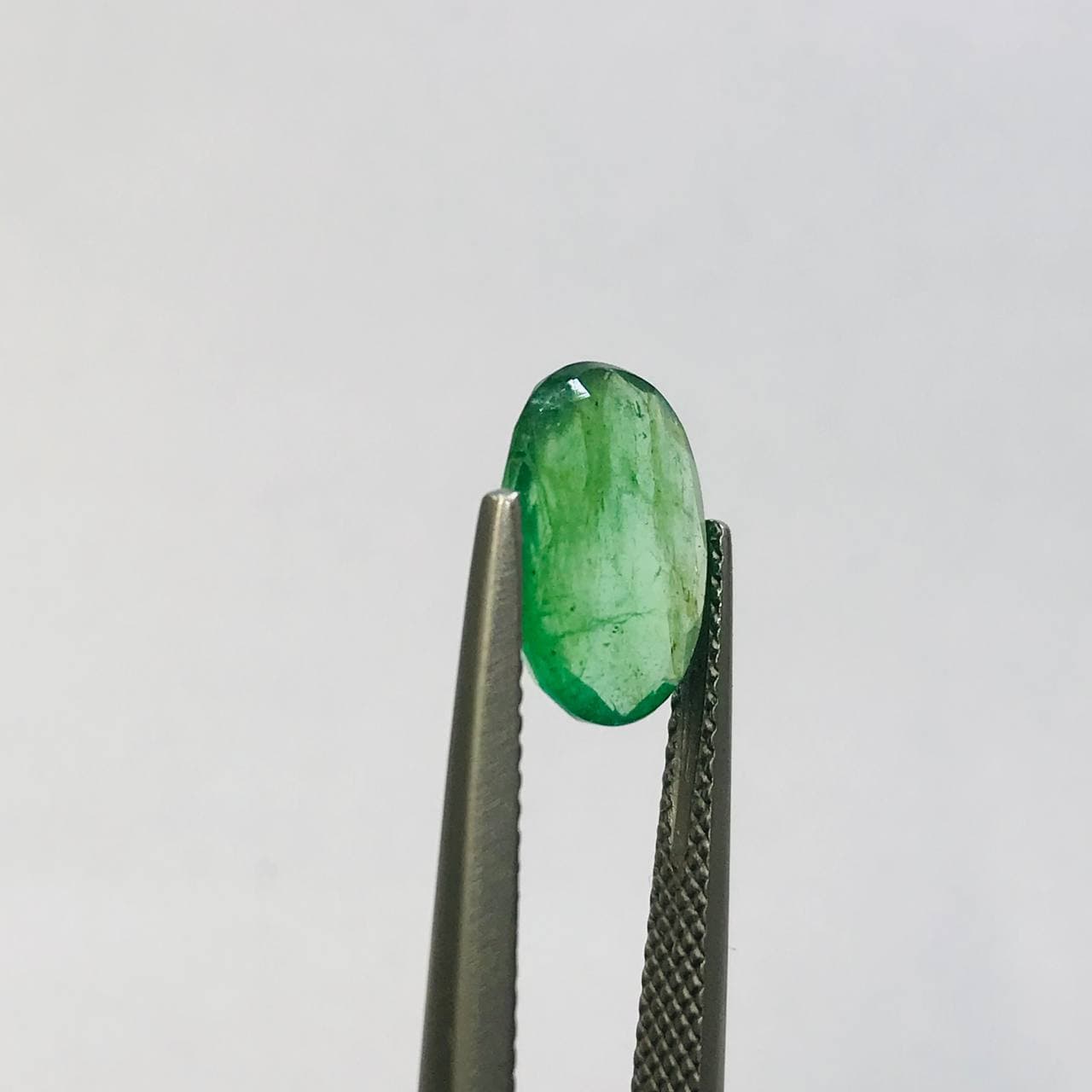 نگین زمرد زامبیا سایز 12*8 — تصویر ۴