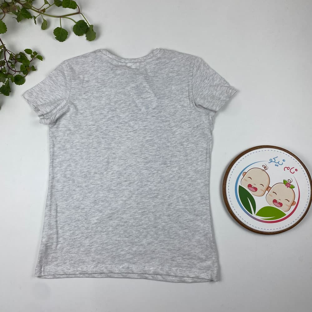 تیشرت دخترانه آستین کوتاه برند Lily and Dan طرح اسب و گل یقه گرد طوسی کمرنگ – 10 تا 12 سال — تصویر ۵