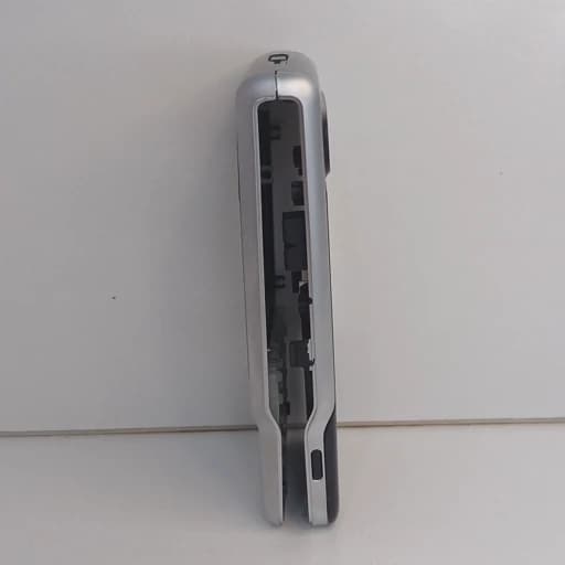 قاب نوکیا 3230 سخت افزاری شاسی دار با کلیدها آلمانی اورجینال Nokia 3230 — تصویر ۳