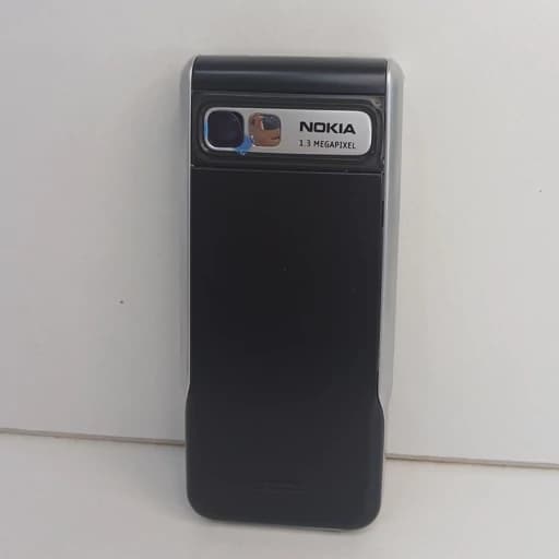 قاب نوکیا 3230 سخت افزاری شاسی دار با کلیدها آلمانی اورجینال Nokia 3230 — تصویر ۲