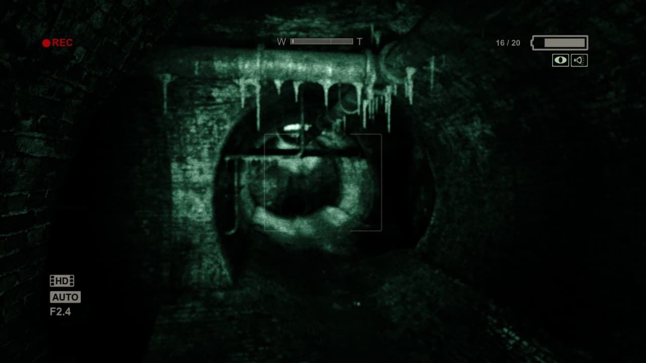 بازی کارکرده Outlast Trinity برای PS4 — تصویر ۳