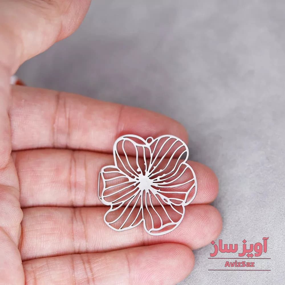 گردنبند گل کد 101731