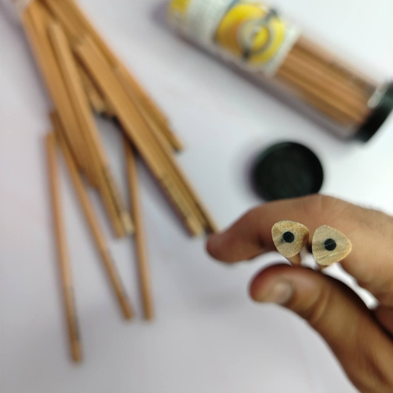پک ۵۰ تایی مداد سیاه minions — تصویر ۶