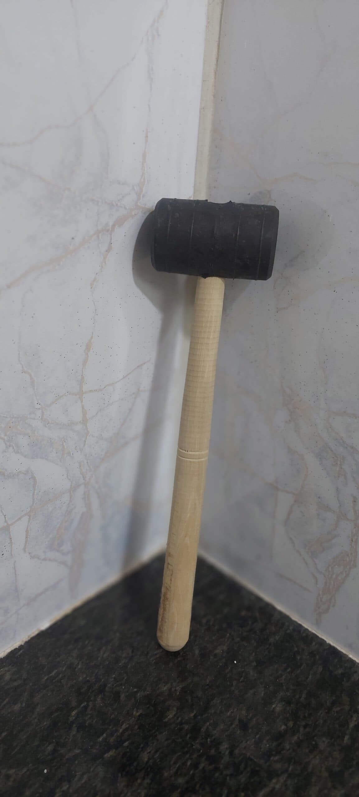 چکش لاستیکی دسته چوبی کوچک — تصویر ۲
