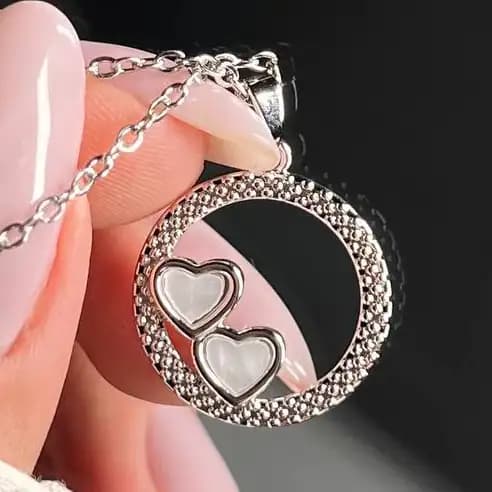 گردنبند و آویز زنانه جواهری طرح حلقه ای جفت قلب سفید ضد حساسیت رنگ کاملا ثابت کد atk
