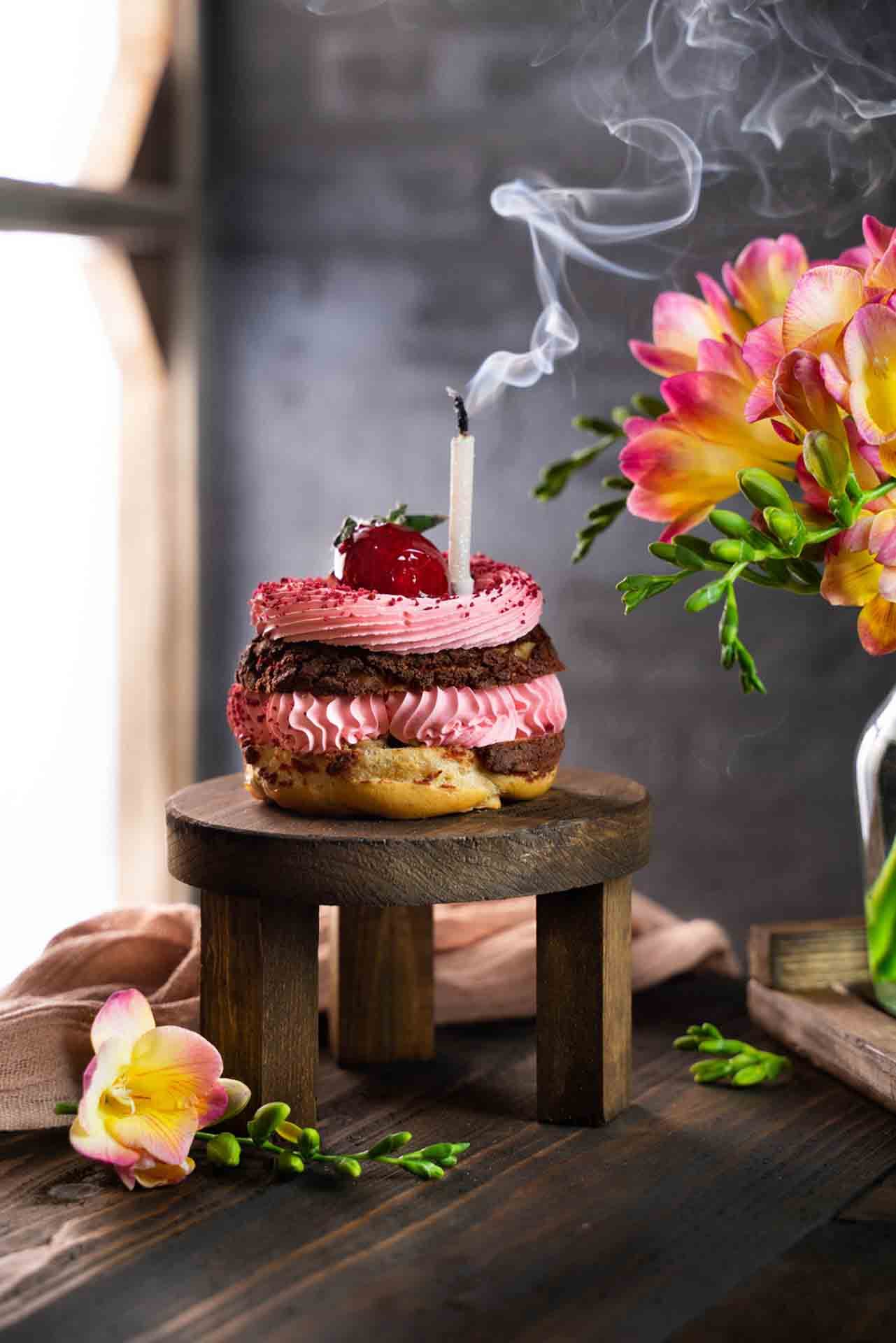 بک دراپ چوبی کد 221 طرح آجر مشکی — تصویر ۳