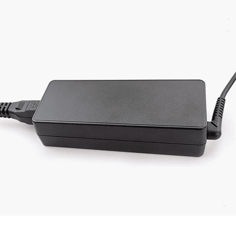 شارژر لپ تاپ لنوو مدل 90W 20V 4.5A سوکت تخت — تصویر ۴