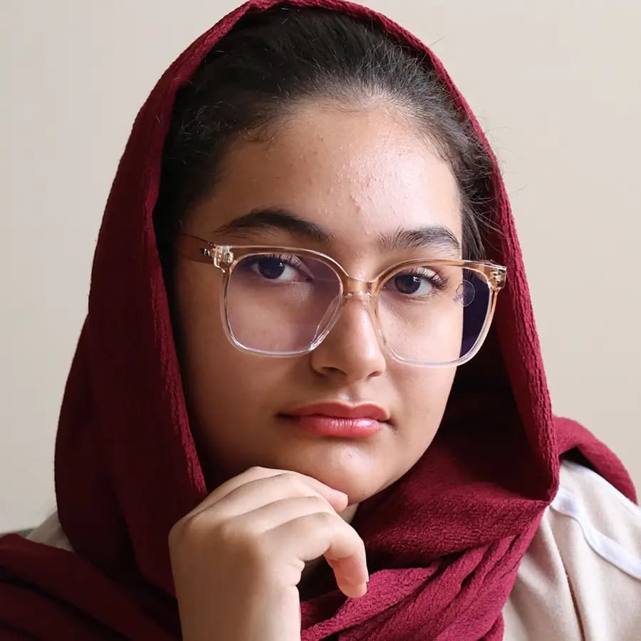 عینک با فریم صورتی رنگ، شکل مربعی بزرگ، از جنس کائوچو و لنز بلوکات مدل 20396 — تصویر ۲