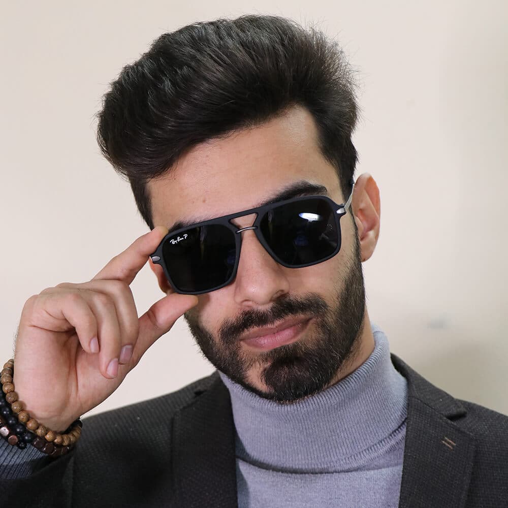 عینک آفتابی پلاریزه ری بن با فریم مربعی شکل، رنگ قهوه ای مات، لنز قهوه‌ای تیره مدل WT1933 — تصویر ۶