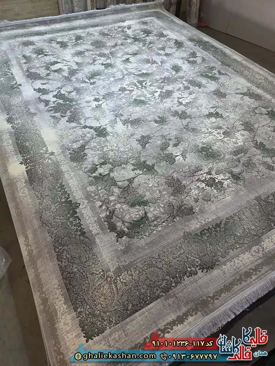 فرش ‌وینتیج 1200 ‌شانه ‌طرح ‌افشان ‌گارنت ‌رنگ ‌طوسی ‌فیلی ‌گل ‌سبز ‌کاشان ‌ — تصویر ۲