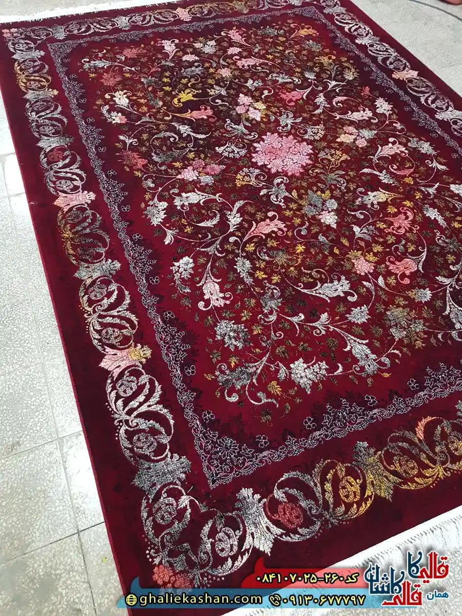 فرش 700 شانه طرح افشان آویسا رنگ قرمز روناسی کاشان — تصویر ۳