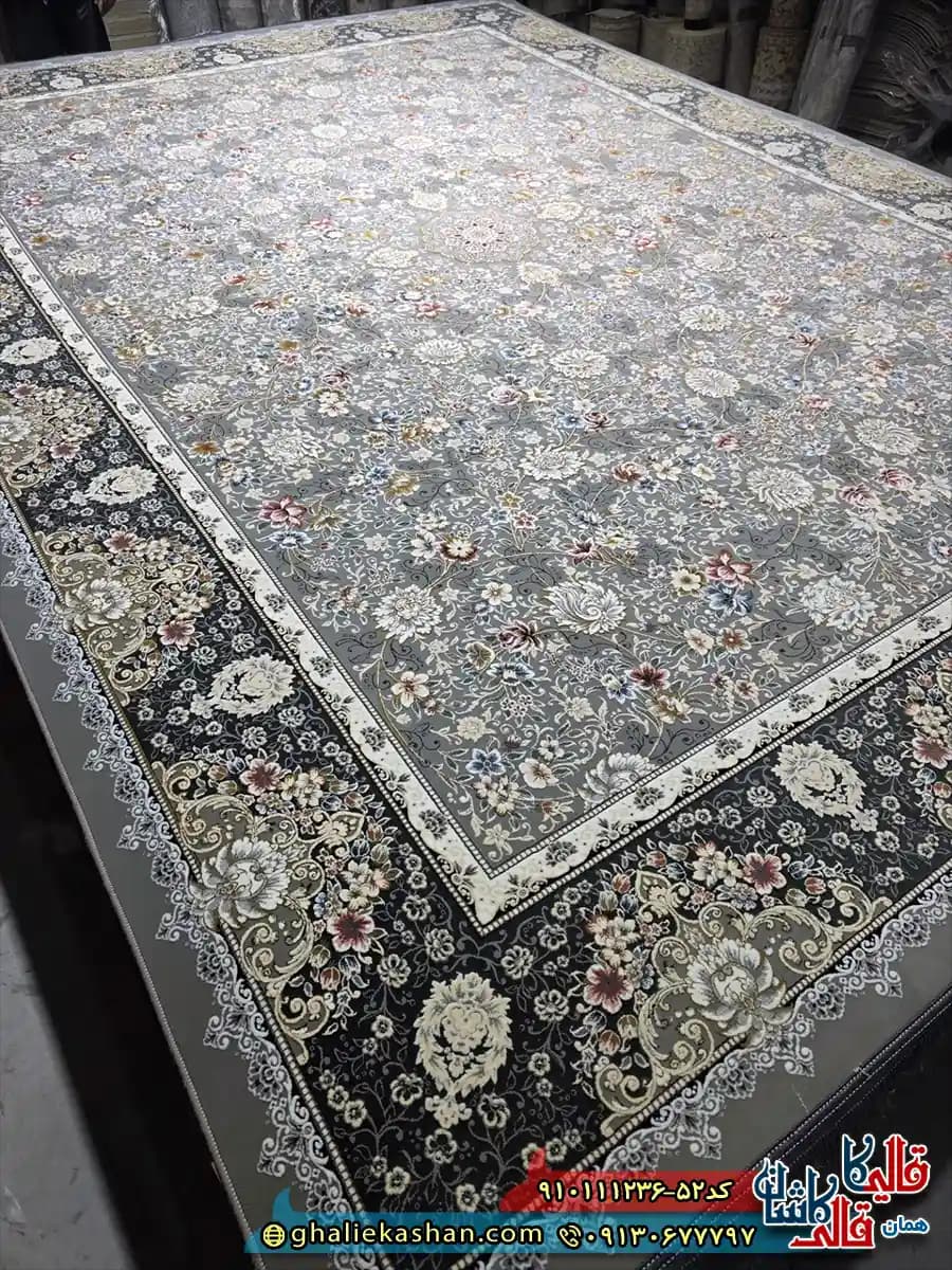 فرش کلاسیک 1200 شانه طرح افشان پرنیان رنگ طوسی گل برجسته کاشان