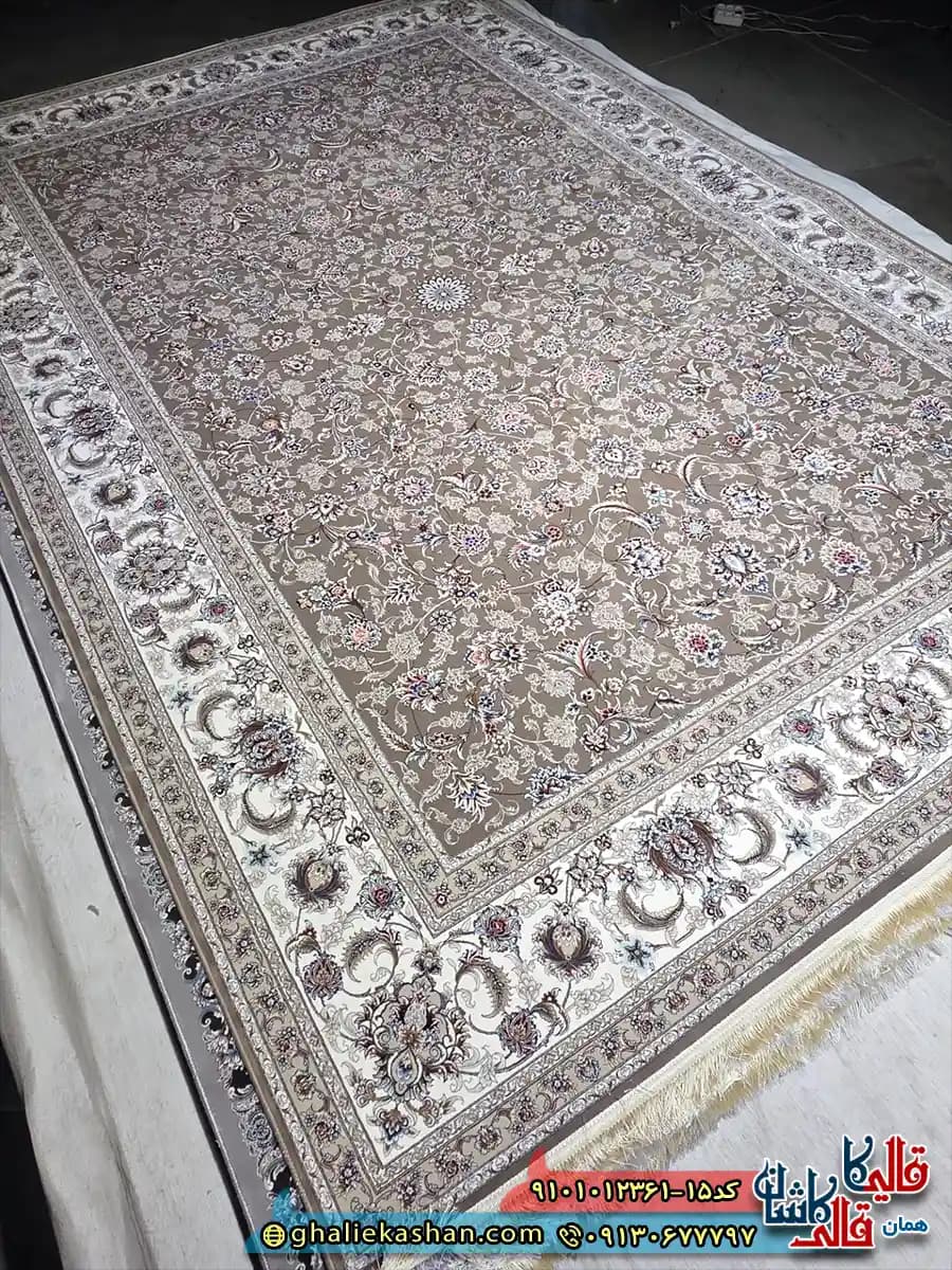 فرش کلاسیک 1200 شانه طرح افشان زرگل رنگ قهوه ای کاراملی کاشان — تصویر ۲