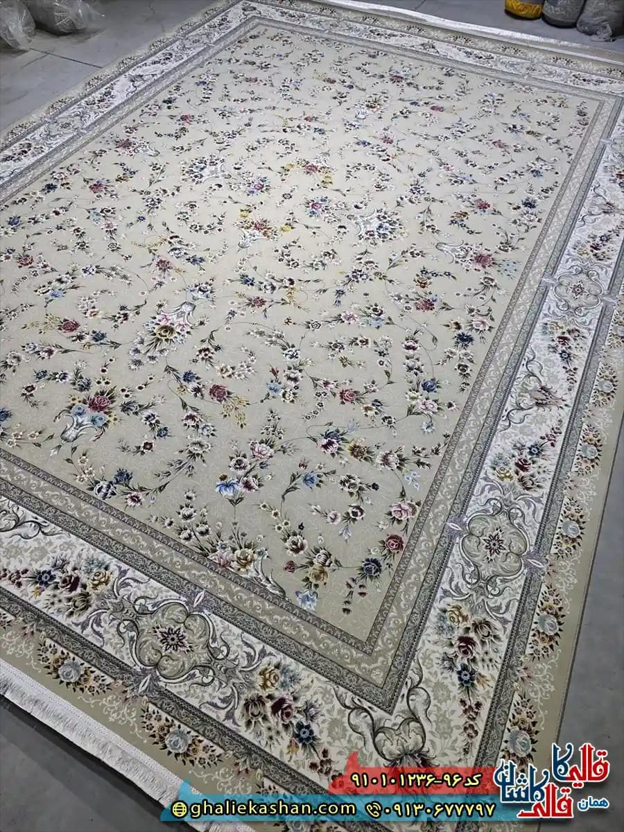 فرش ‌کلاسیک ‌1200 ‌شانه ‌طرح ‌افشان ‌ایلیا ‌رنگ ‌بژ ‌کاشان — تصویر ۲