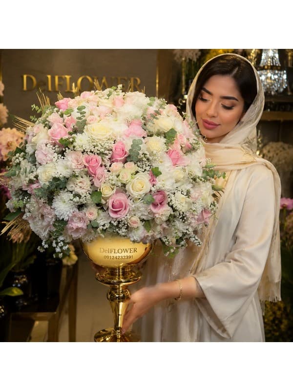 باکس گل سورپرایز یلدا برای همسر