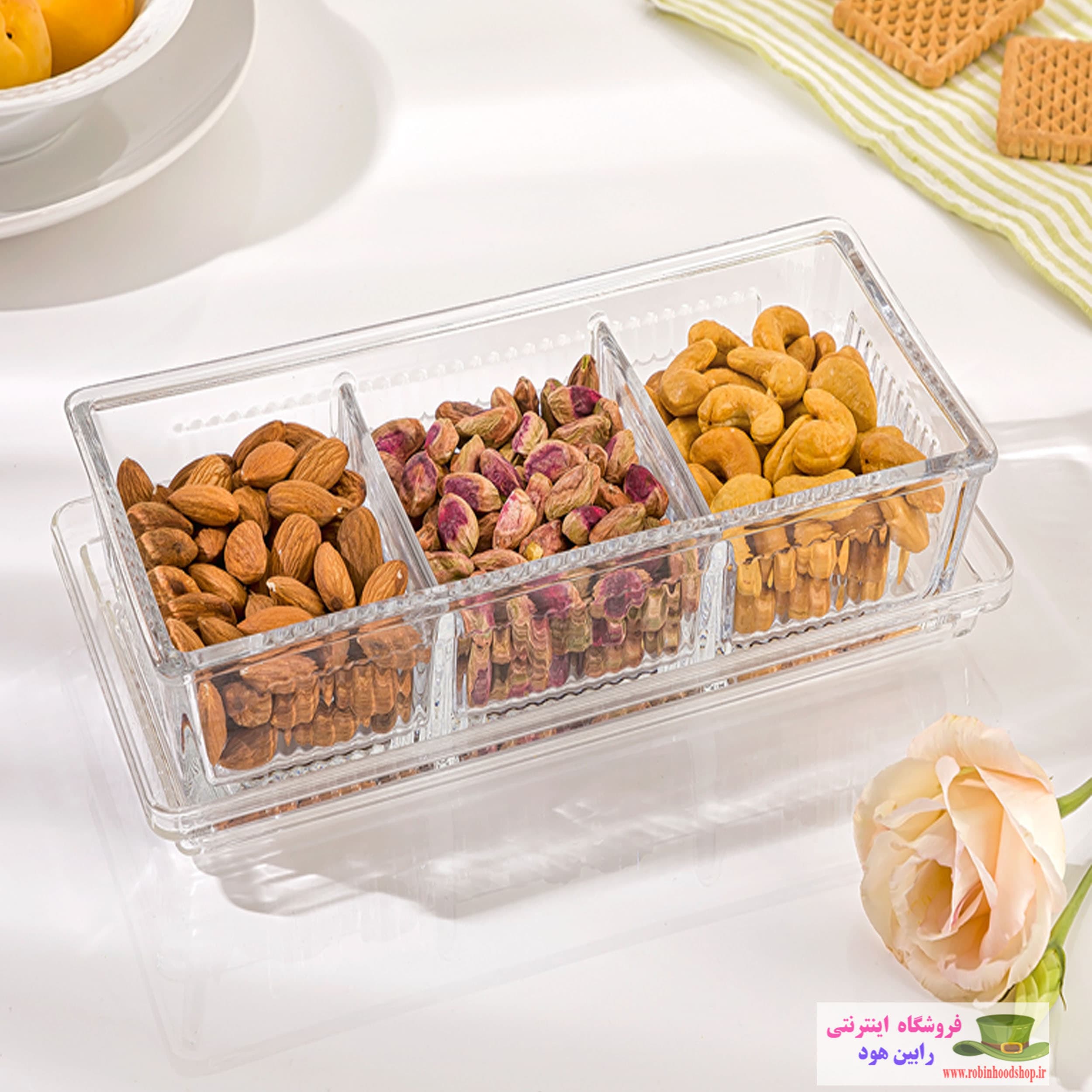 اردورخوری شیشه ای سه خانه درب اکرولیک