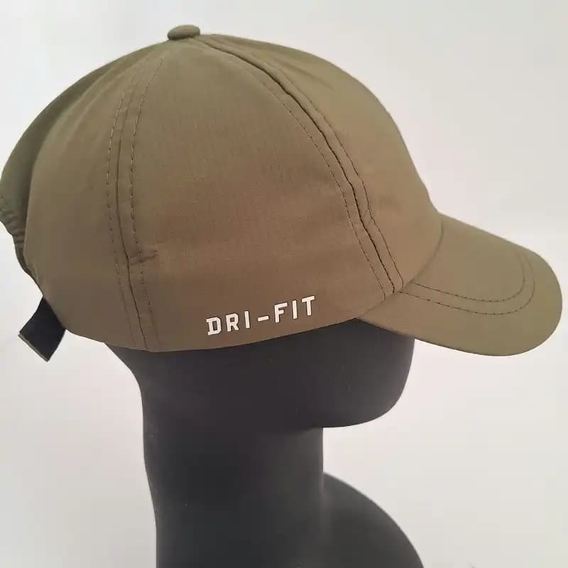 کلاه ورزشی شمعی نایک زیتونی DRI-FIT — تصویر ۵