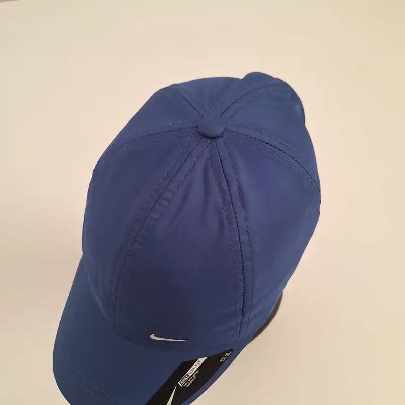 کلاه ورزشی شمعی نایک آبی تیره DRI-FIT — تصویر ۴