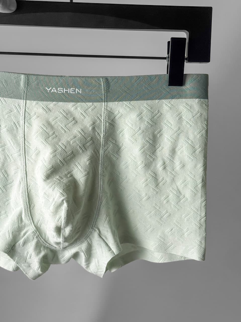 شورت مردانه لیزری Hatch Jacquard برند Yashen — تصویر ۳