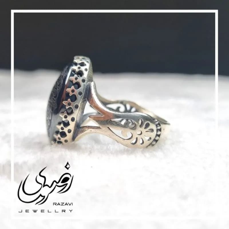 انگشتر حدید صینی مردانه طرح نیزه — تصویر ۳
