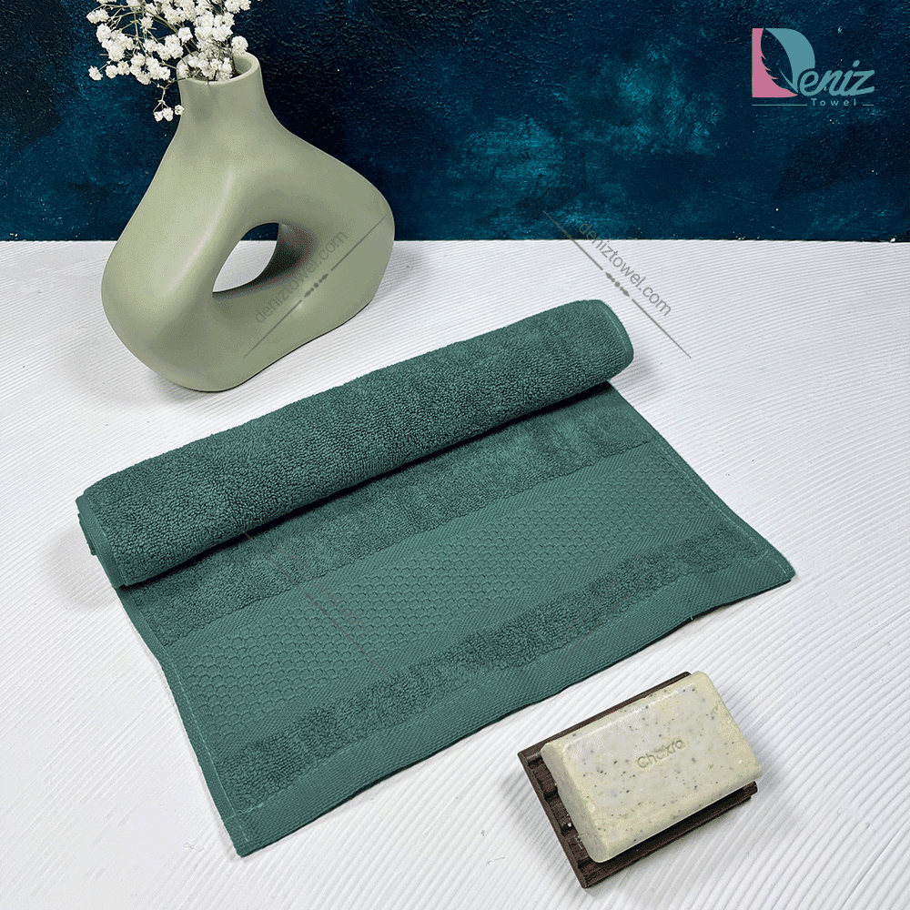 حوله دستی طرح والرون رنگ یشمی