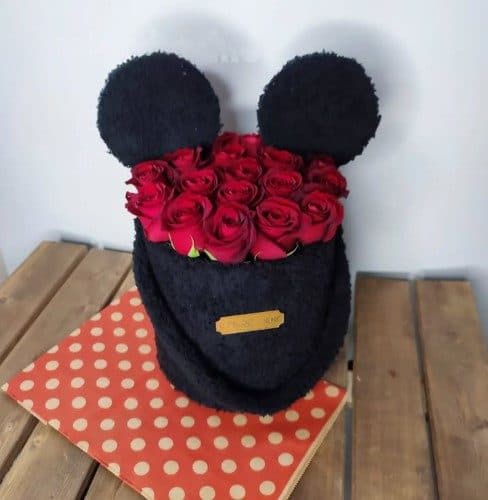 گل برای عیدی به مدیر