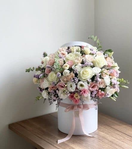 گل برای تبریک نامزدی