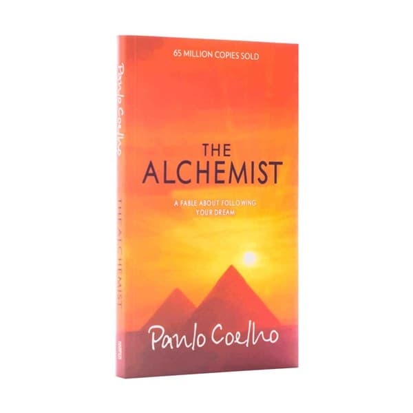 کتاب The Alchemist کیمیاگر اثر پائولو کوئیلو — تصویر ۲