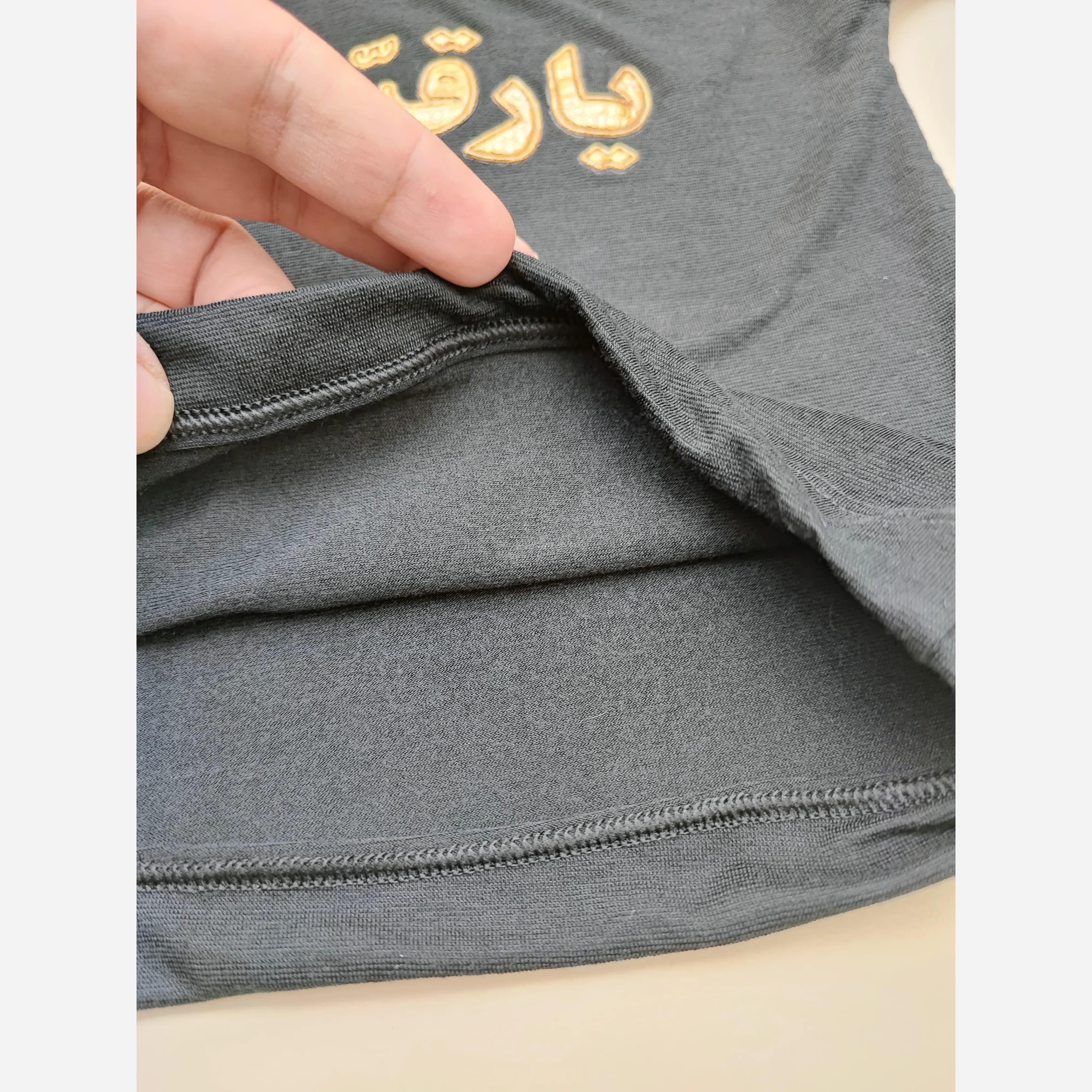 ست تیشرت و شلوار محرمی طرح یا علی اصغر و یا رقیه در دو رنگ سفید و مشکی — تصویر ۷