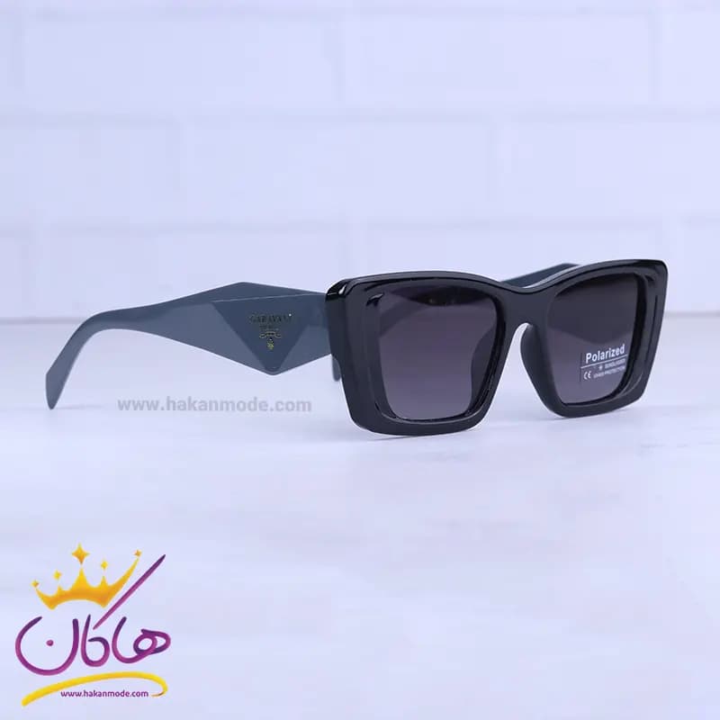 عینک آفتابی پرادا زنانه فریم مستطیل مشکی P 5520/2 — تصویر ۴