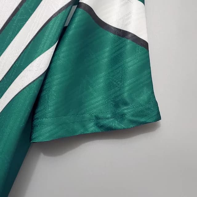 لباس کلاسیک تیم ملی آلمان (کیت دوم) 1996 — تصویر ۶