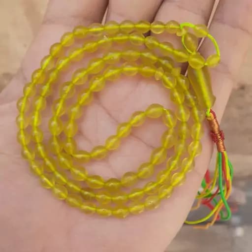 تسبیح شاه مقصود افقان تراش منظم از ریز به درشت سایز تاجری خوشرنگ و آبدار بدون عیب و درجه یک | تسبیح سنگی | سنگ طبیعی | تسبیح مذهبی | تسبیح مالاکیت | تسبیح لاجورد | تسبیح یاقوت | تسبیح کلکس — تصویر ۳