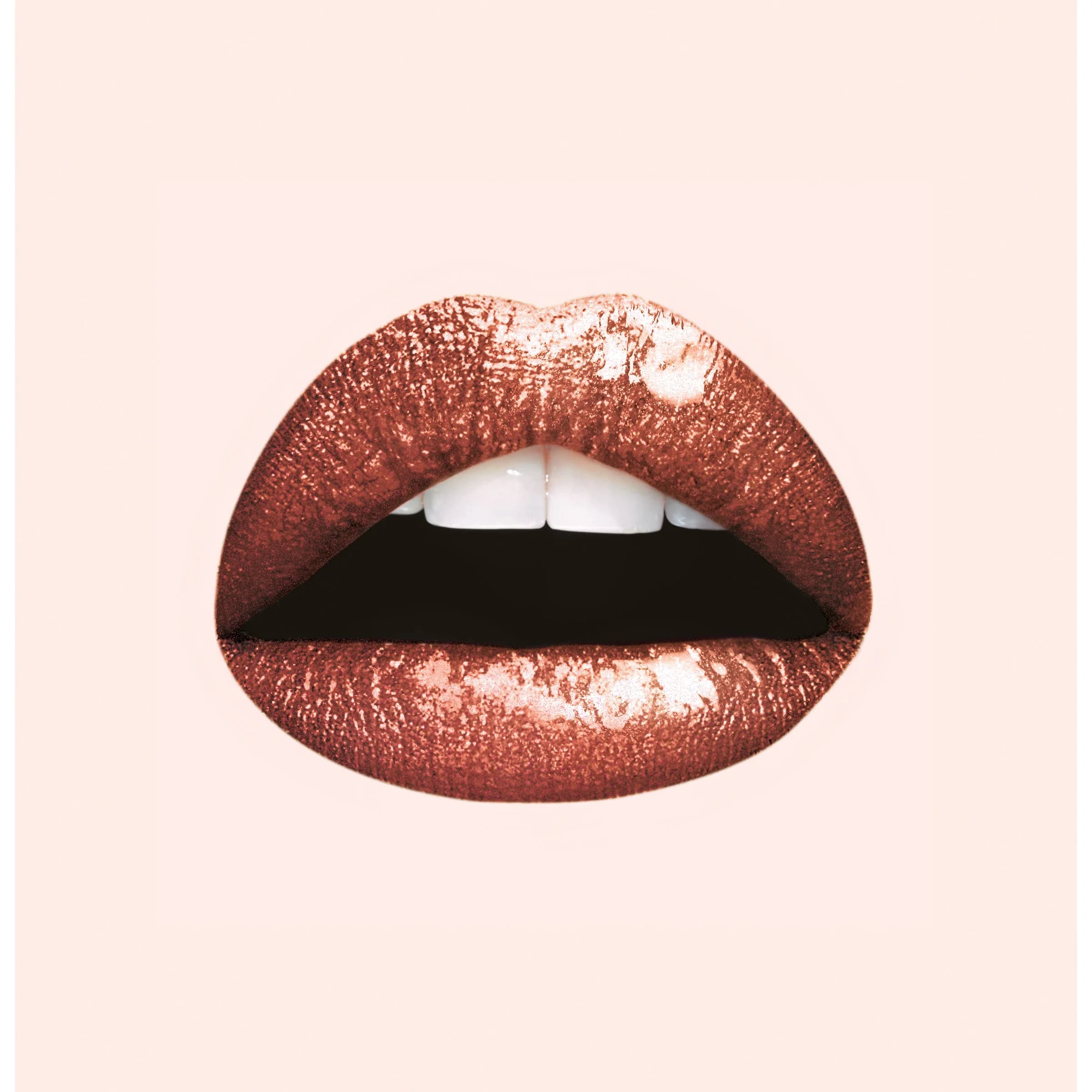 رژ لب مایع لورآل سری Infallible Paints Metallics شماره 336 — تصویر ۳