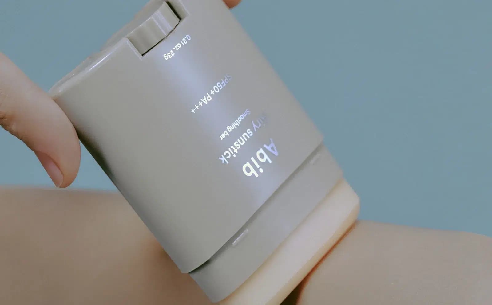 ضد آفتاب استیکی ابیب Abib مدل Smoothing Bar وزن 23 گرم — تصویر ۳