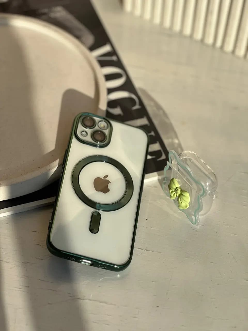قاب Colour Electro Magsafe (کدC1399) — تصویر ۵