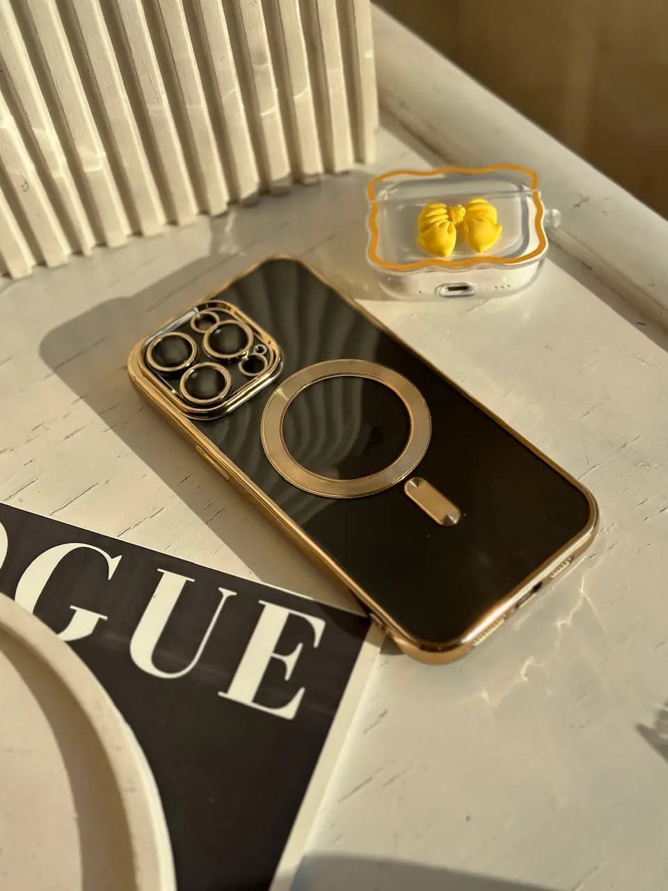 قاب Colour Electro Magsafe (کدC1399) — تصویر ۳