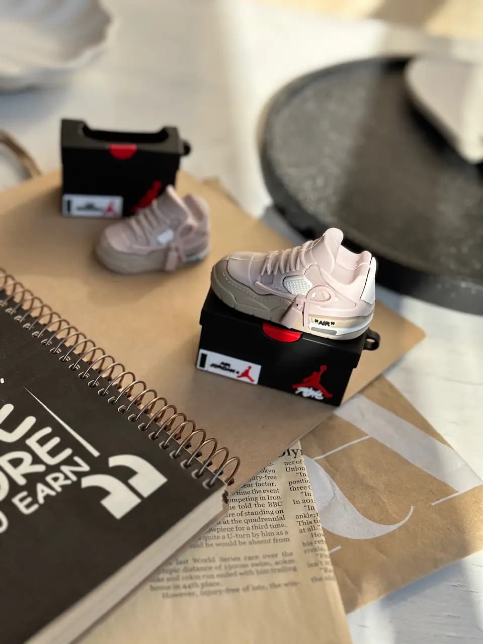 کاور ایرپاد سیلیکونی Nike Air Jordan (کدa0034) — تصویر ۳
