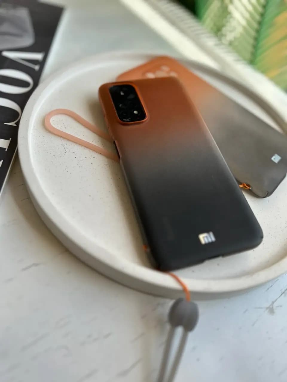 قاب Orange Fade PC سامسونگ و شیائومی (کدC1298) — تصویر ۴