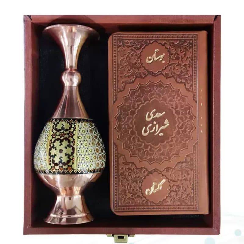 گلستان و بوستان سعدی پالتویی چرم با گلدان خاتم — تصویر ۲