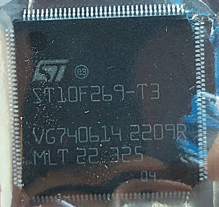 میکرو کنترلر ST10F269-T3