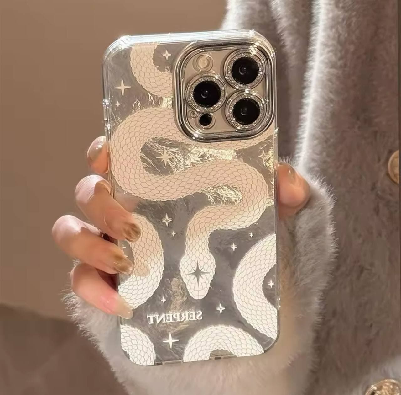 قاب white snake (آیفون) — تصویر ۴