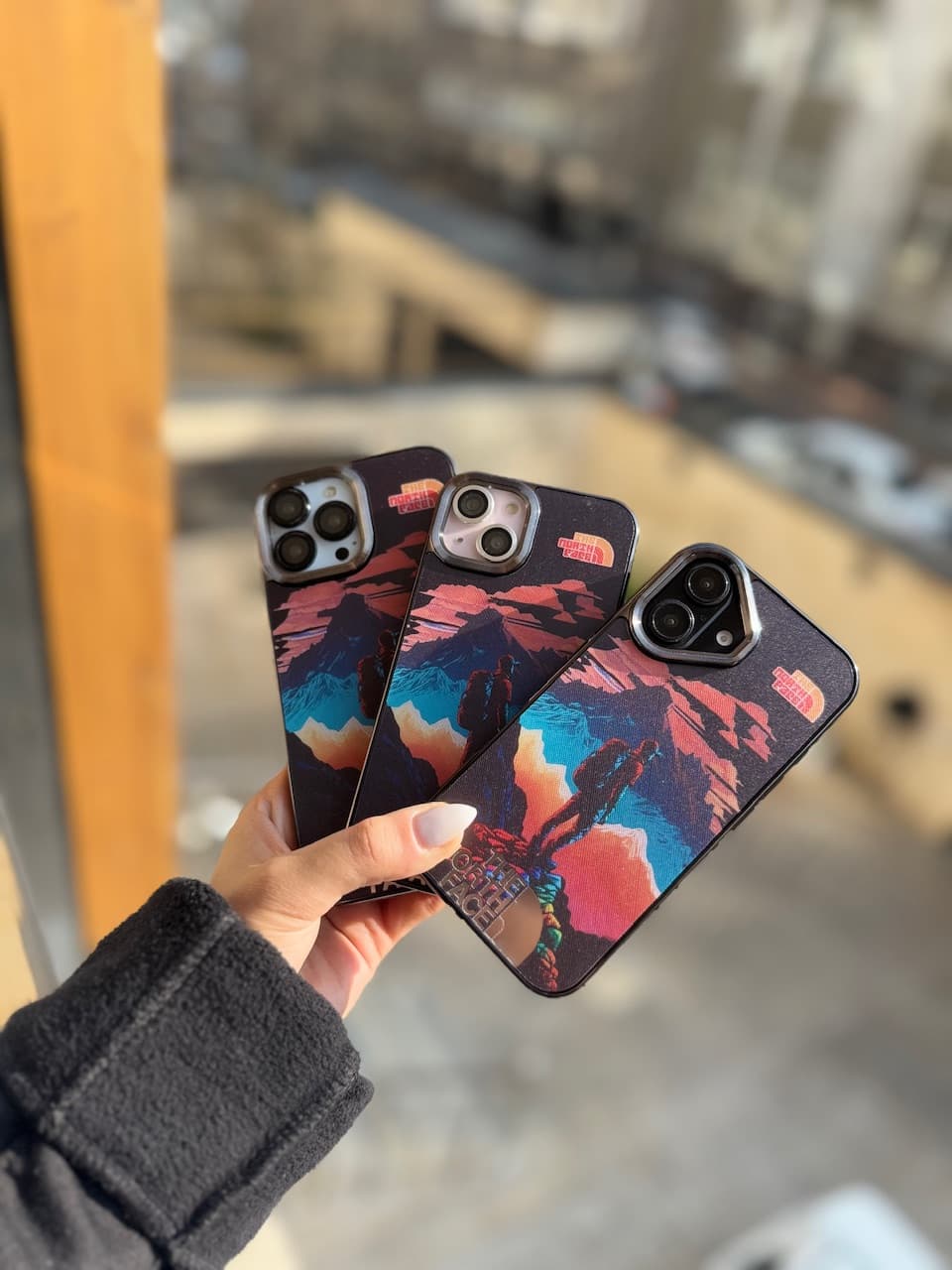 قاب Pixelate The North Face (آیفون) — تصویر ۳
