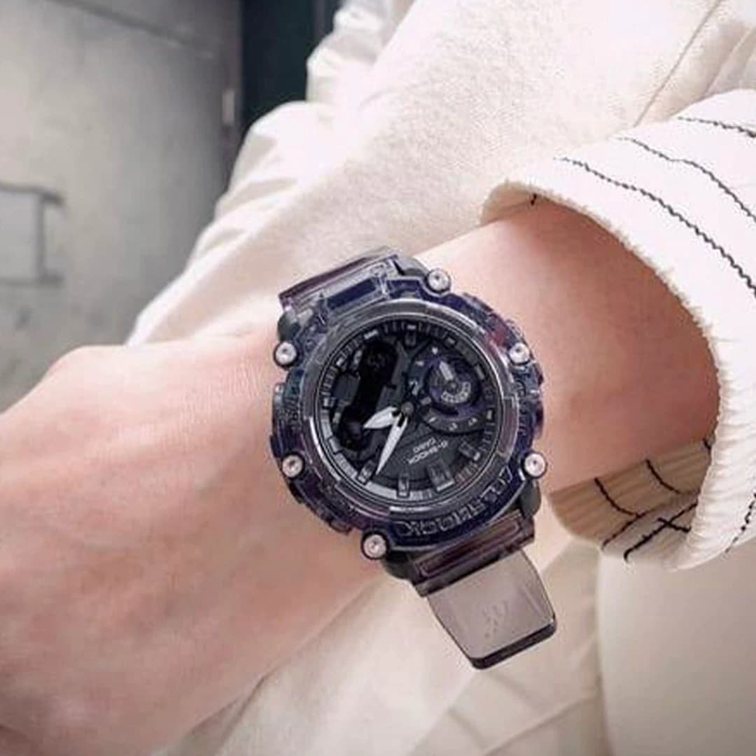 ساعت G-SHOCK مدل GA-2200SKL-8A — تصویر ۴