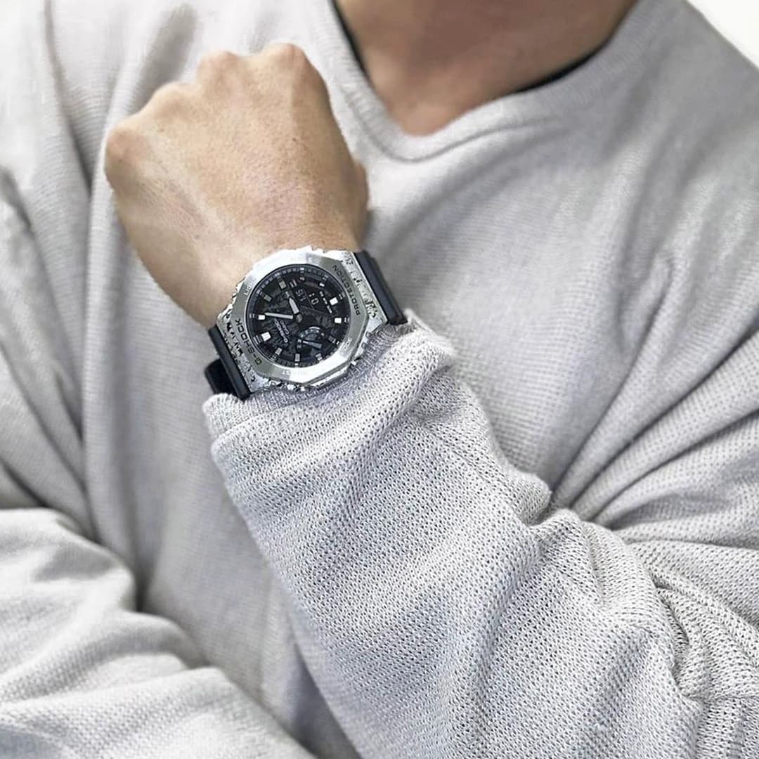 ساعت G-SHOCK مدل GM-2100GC-1A — تصویر ۲