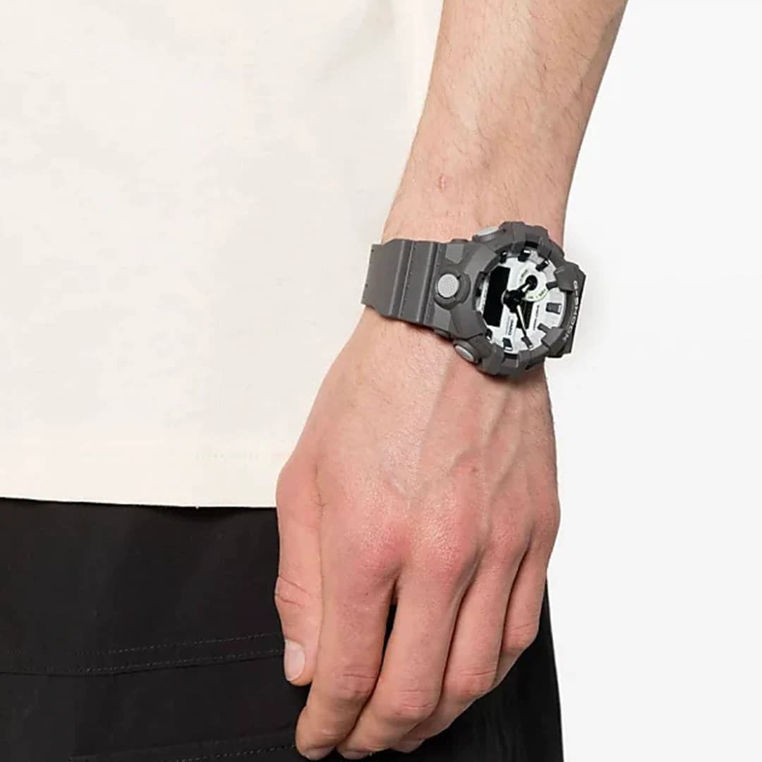 ساعت G-SHOCK مدل GA-700HD-8A — تصویر ۳