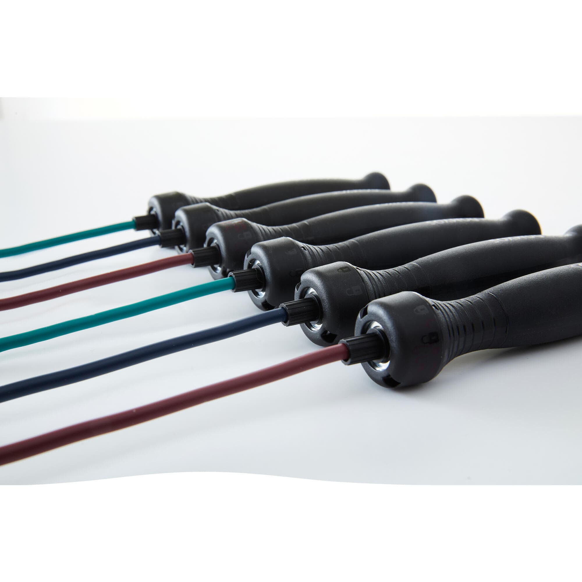 طناب ورزشی دمیوس – دکتلون Domyos Adjustable Rubber Jump Rope 500 – Green — تصویر ۵