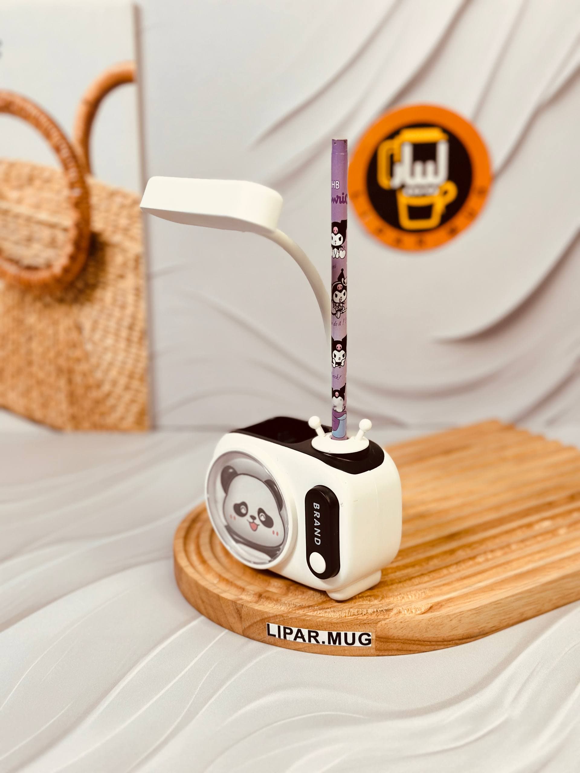 چراغ مطالعه فانتزی طرح TV کد 6204 — تصویر ۳