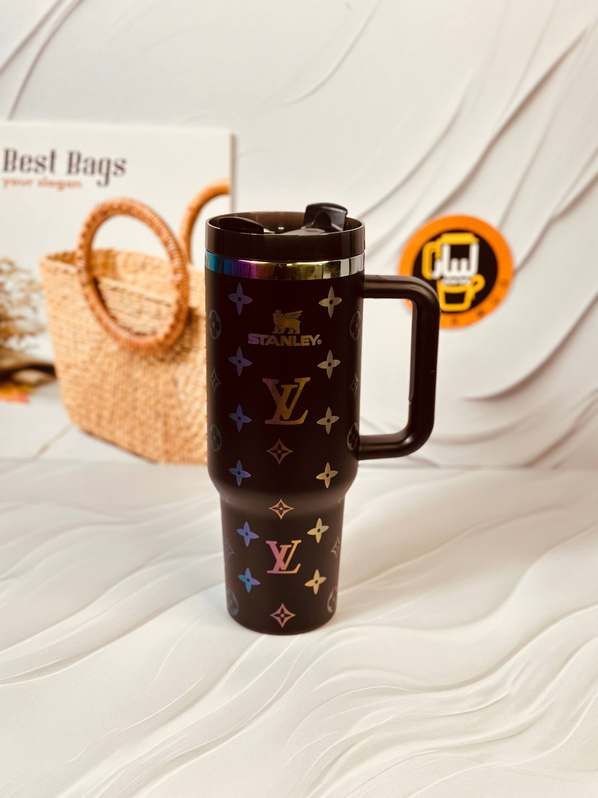 تامبلر استنلی طرح لویی ویتون Louis Vuitton کد 6174 — تصویر ۳