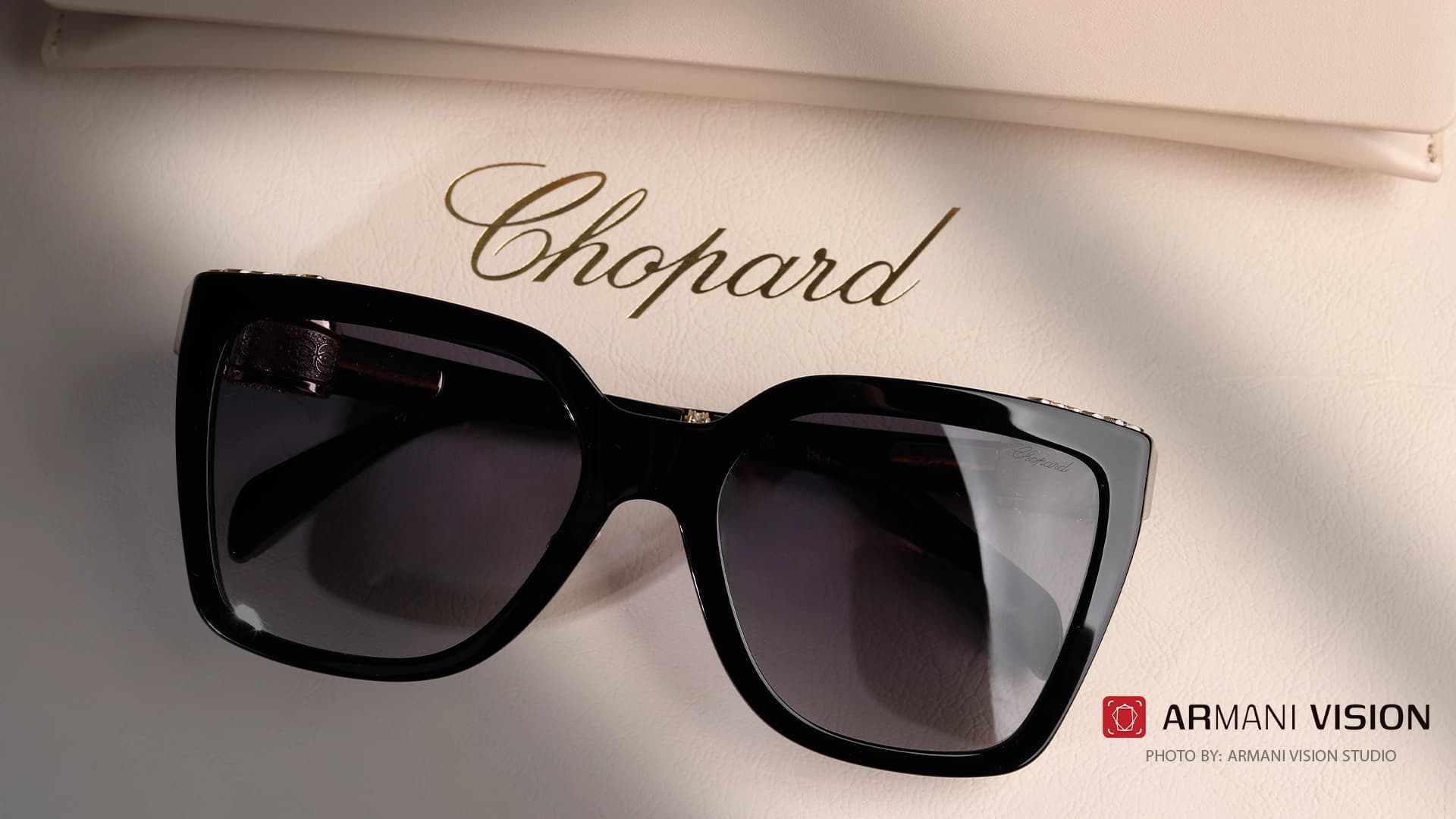 عینک شوپارد Chopard – SCH330S – 700 — تصویر ۶